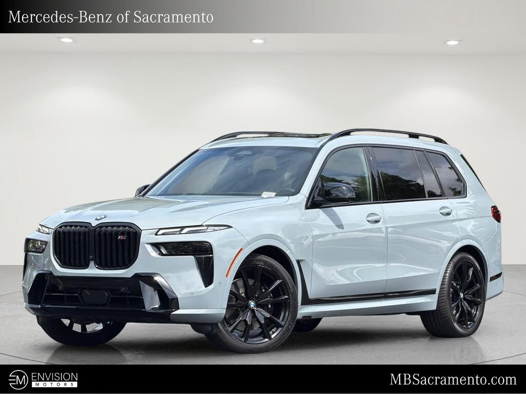 2024 BMW X7 M60i