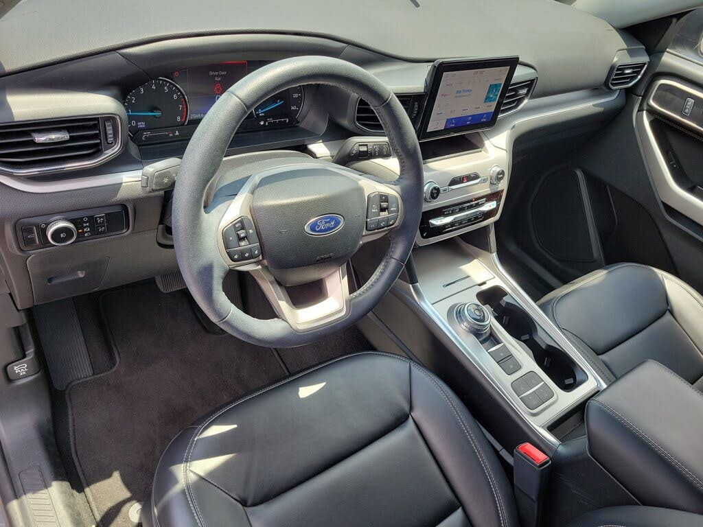 2024 Ford Explorer
