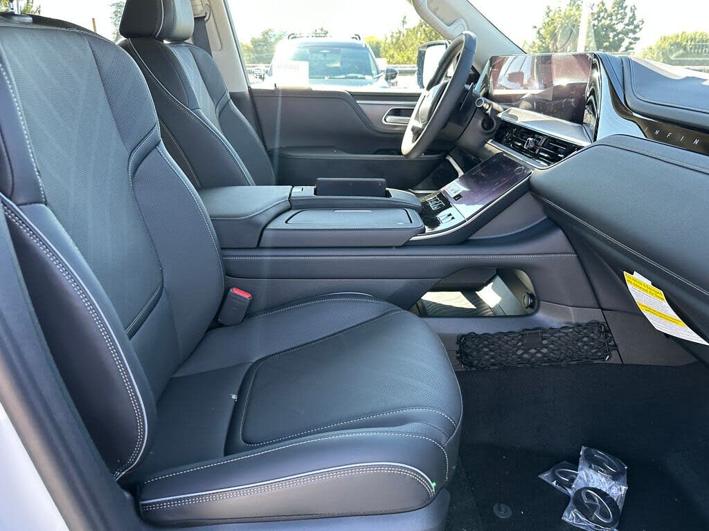 2027 Infiniti QX80