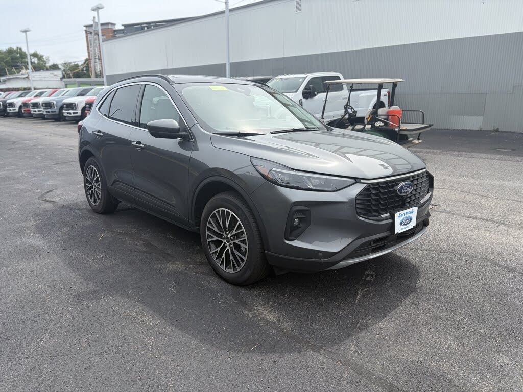 2025 Ford Escape Plug-In Hybrid
