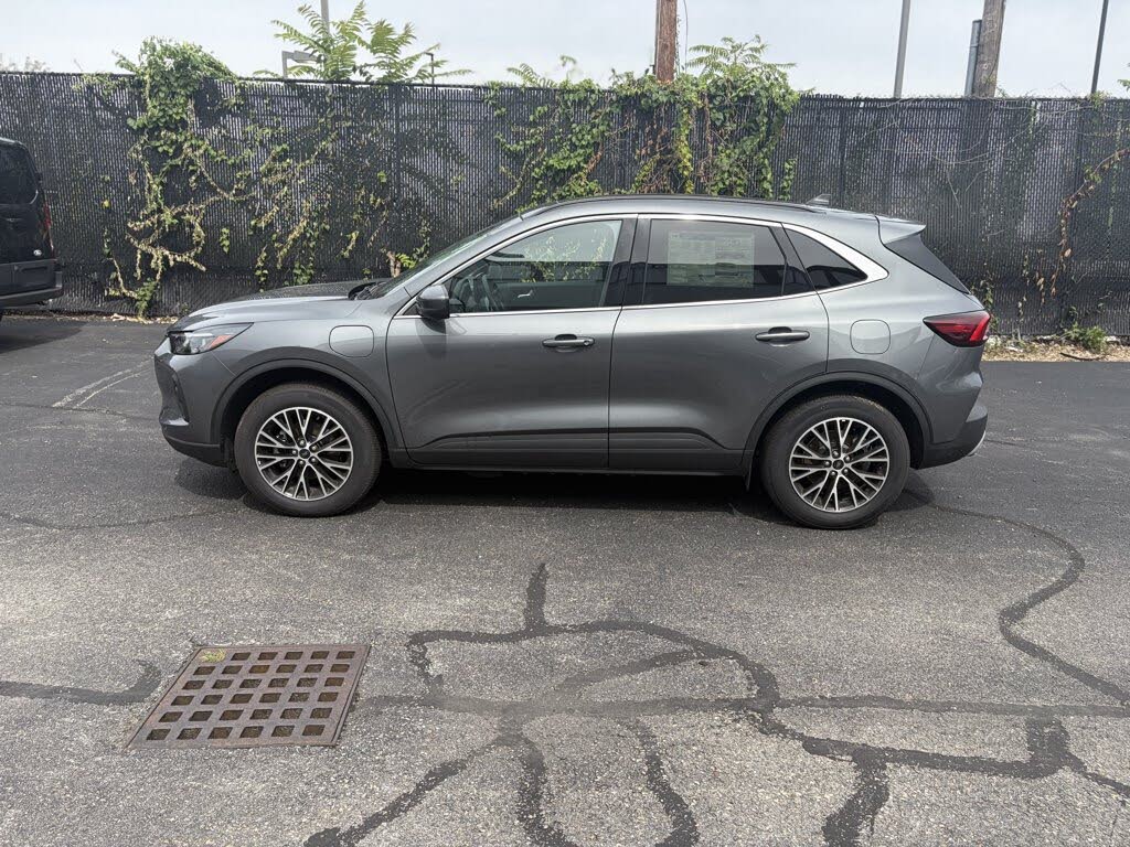 2025 Ford Escape Plug-In Hybrid