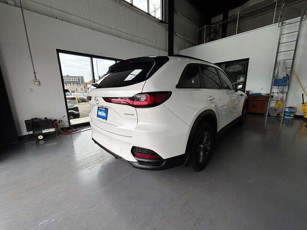 2025 Mazda CX-70 Plug-in Hybrid