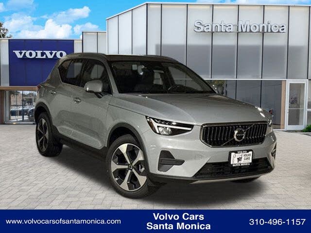 2025 Volvo XC40