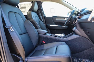 2026 Volvo XC40