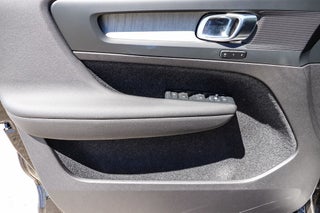 2026 Volvo XC40
