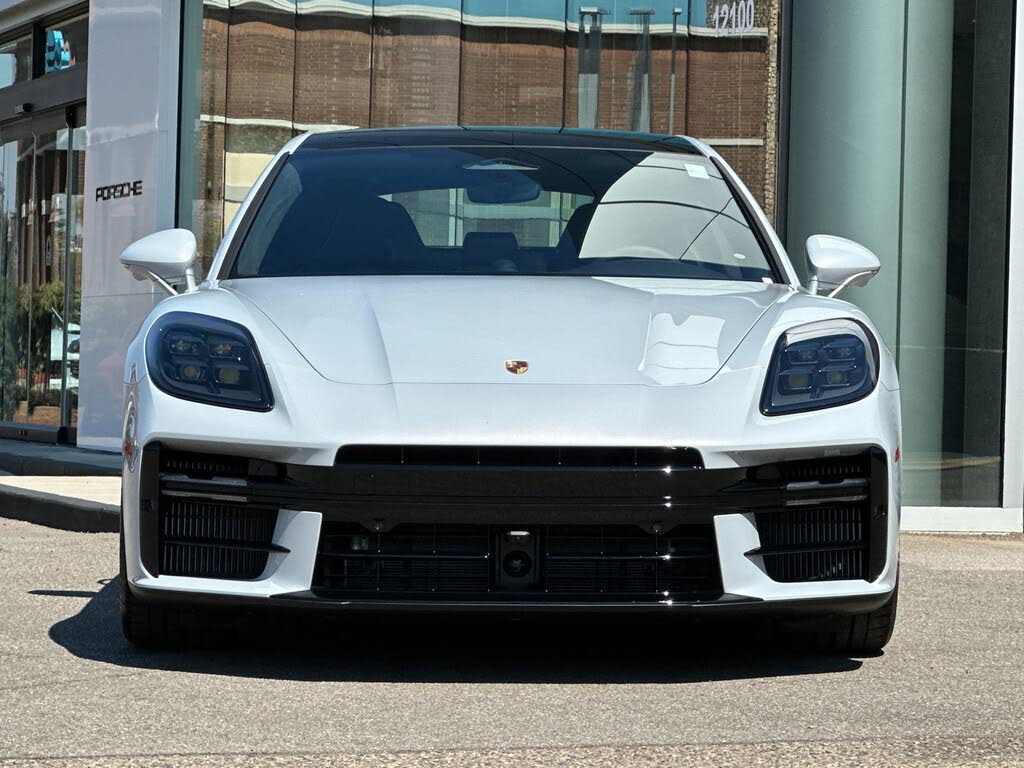 2026 Porsche Panamera