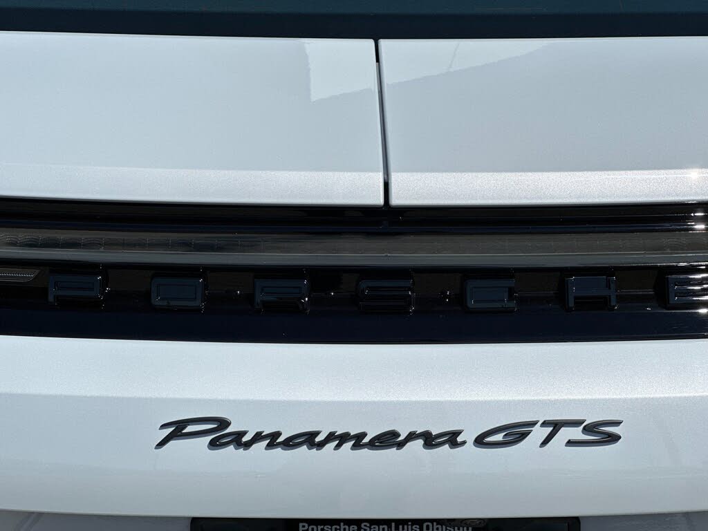 2026 Porsche Panamera