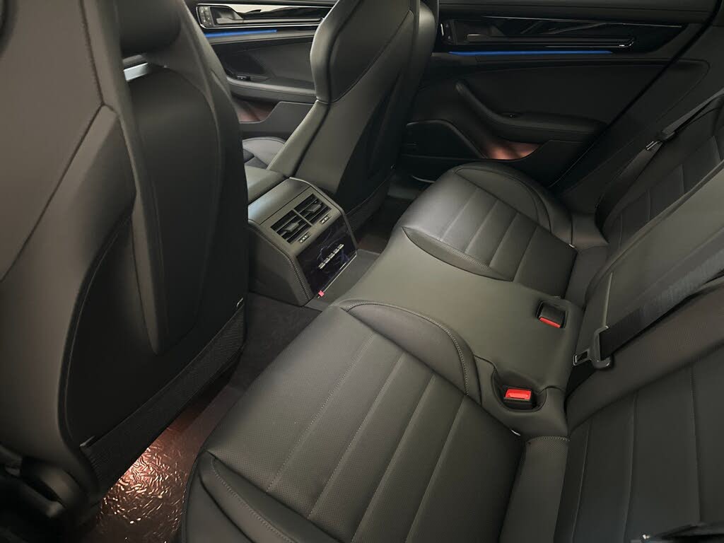 2026 Porsche Panamera