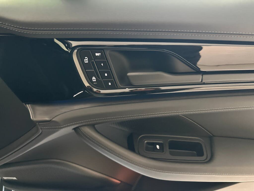 2026 Porsche Panamera