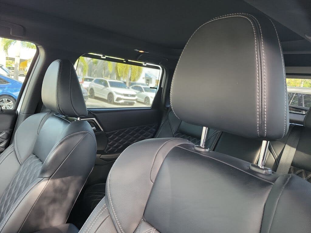 2023 Mitsubishi Outlander