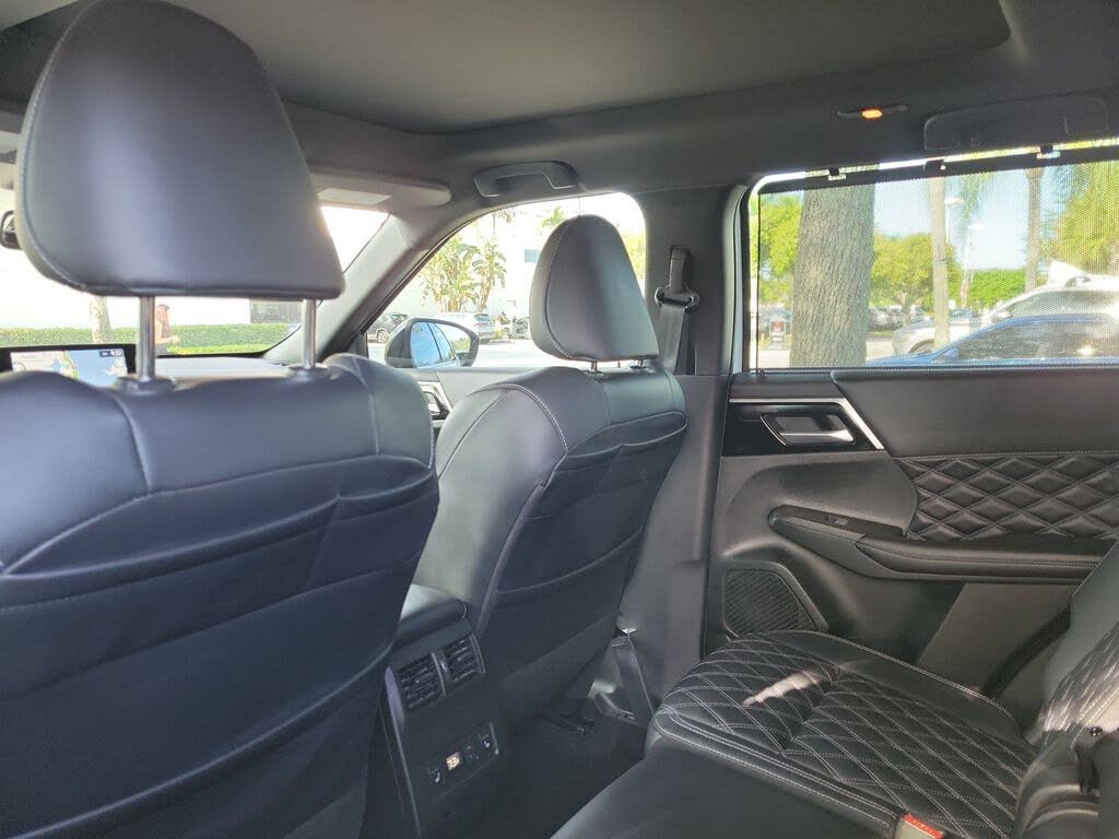 2023 Mitsubishi Outlander
