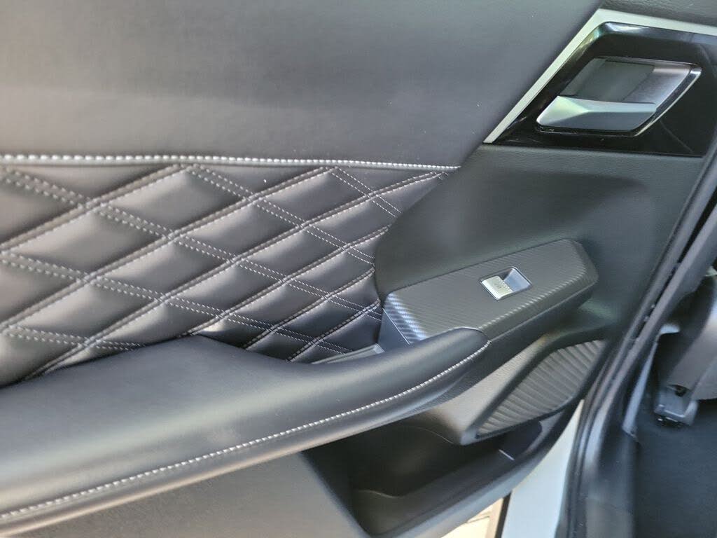 2023 Mitsubishi Outlander
