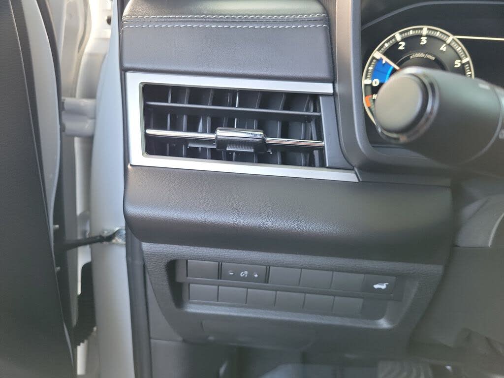 2023 Mitsubishi Outlander