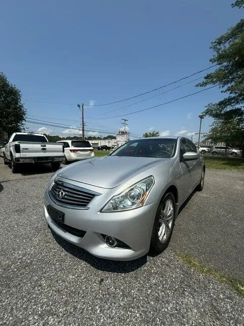 2013 Infiniti G37