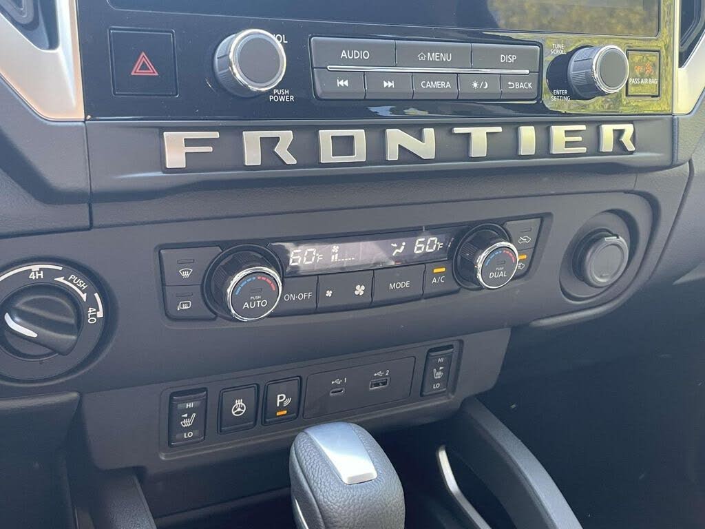 2025 Nissan Frontier