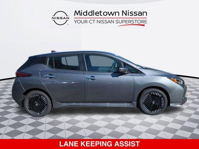 2025 Nissan LEAF
