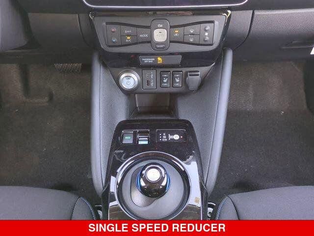 2025 Nissan LEAF