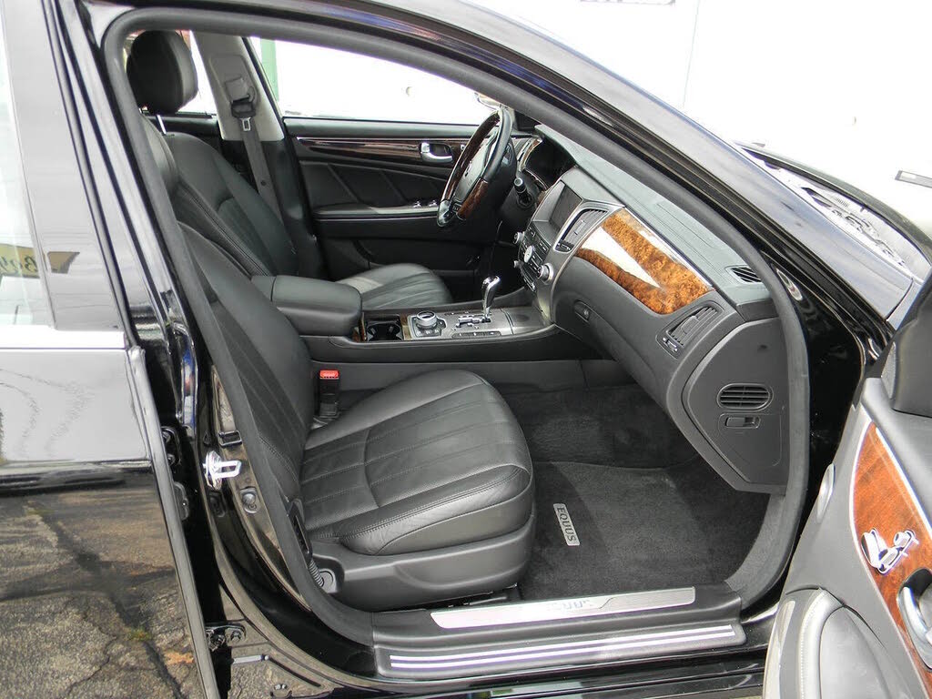 2011 Hyundai Equus