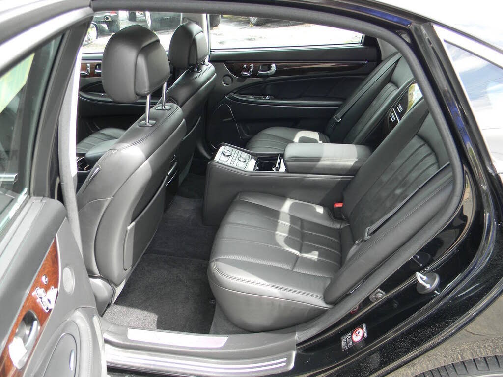 2011 Hyundai Equus