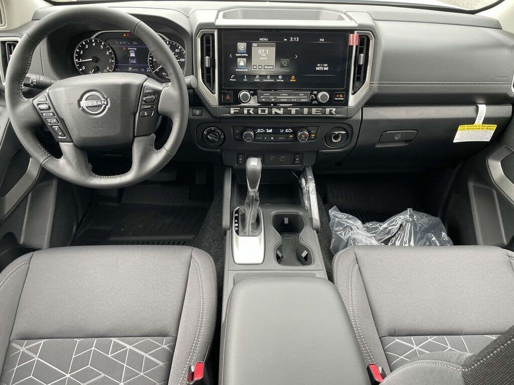 2025 Nissan Frontier