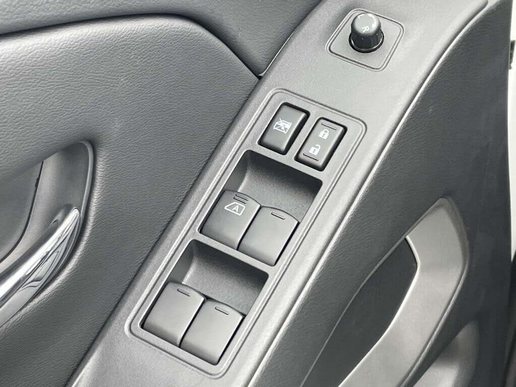 2025 Nissan Frontier