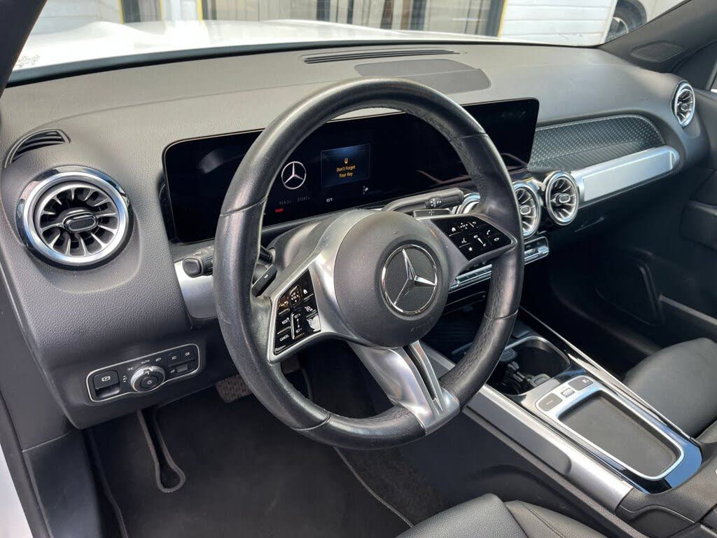 2025 Mercedes-Benz GLB
