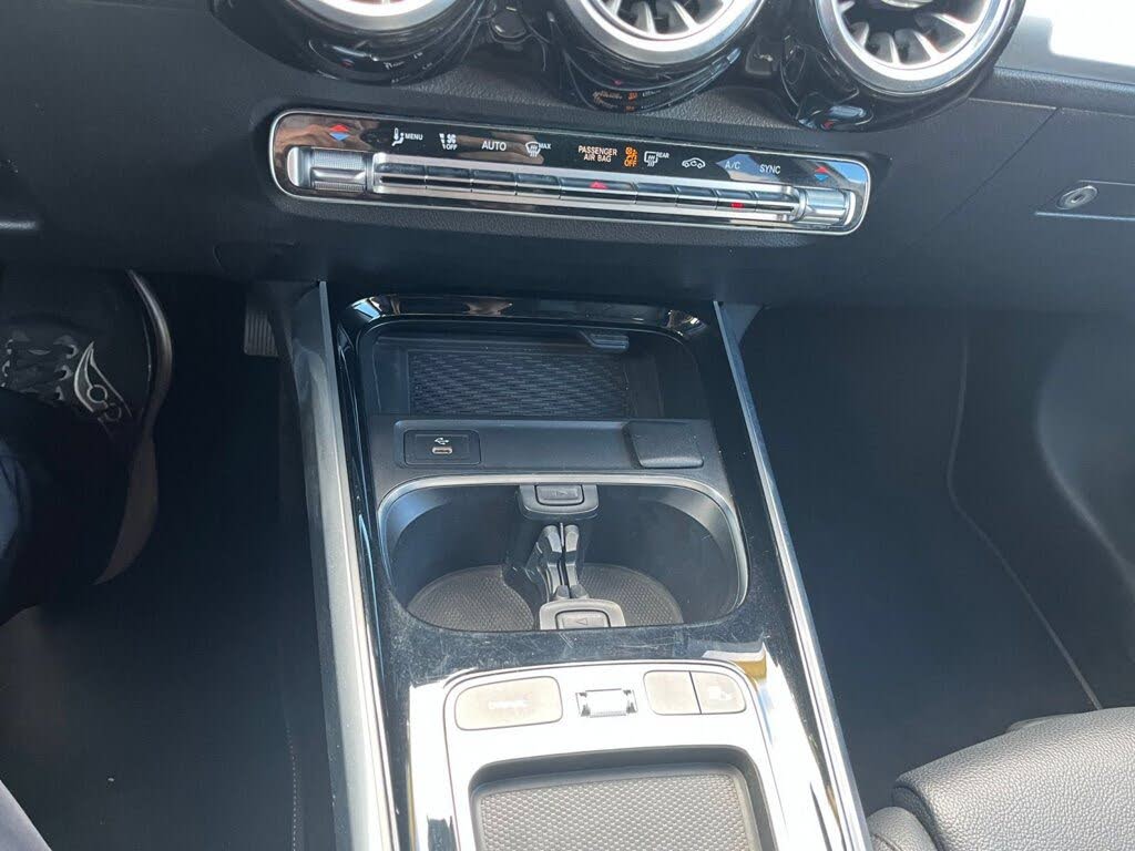 2025 Mercedes-Benz GLB
