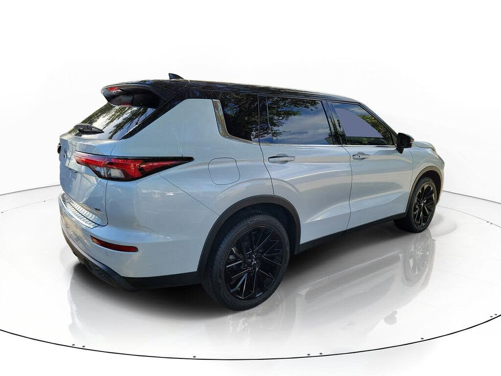 2023 Mitsubishi Outlander