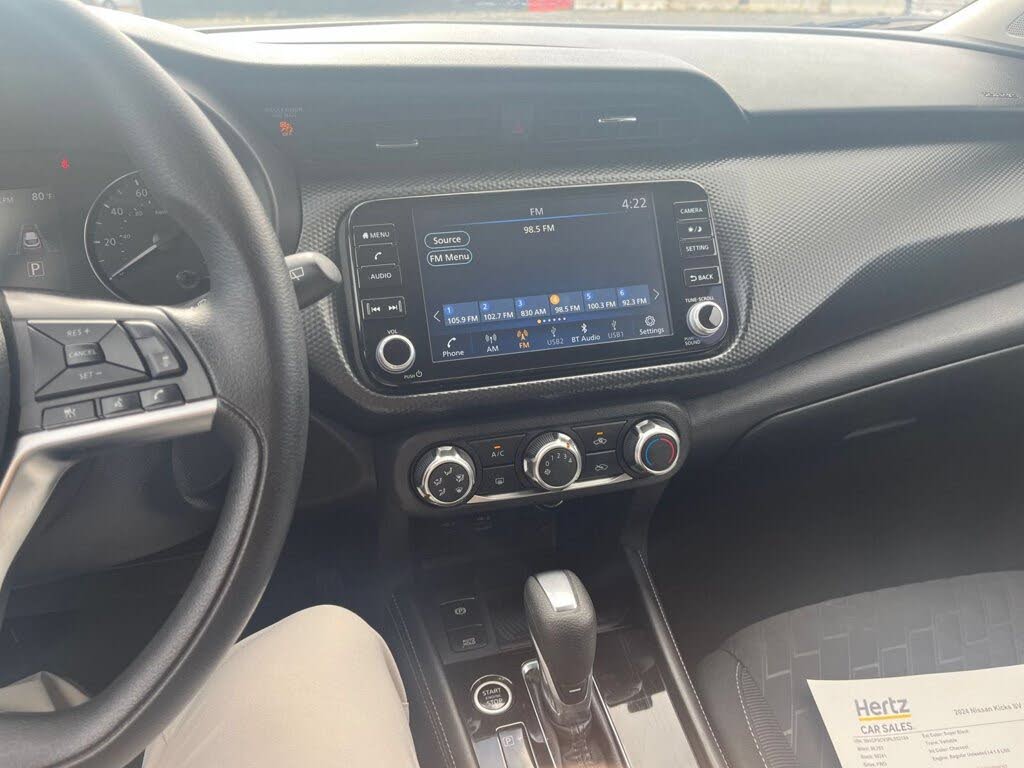2024 Nissan Kicks