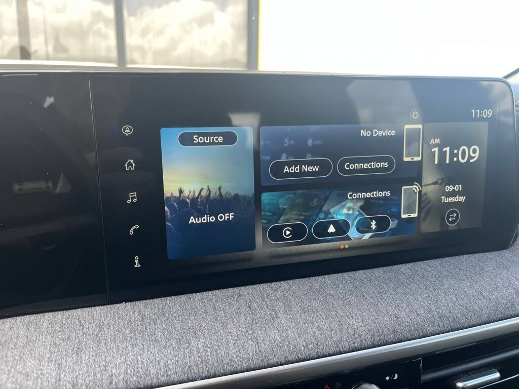 2025 Nissan Kicks