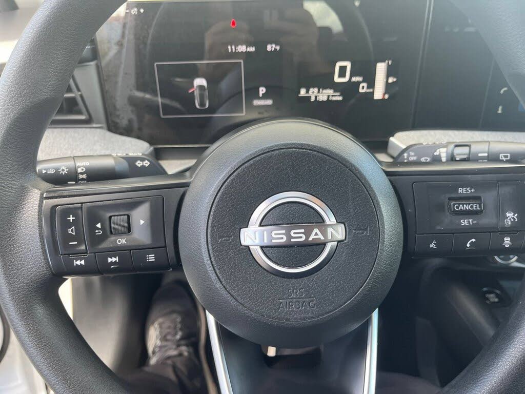 2025 Nissan Kicks