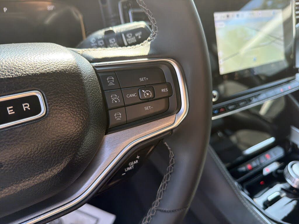 2023 Jeep Wagoneer