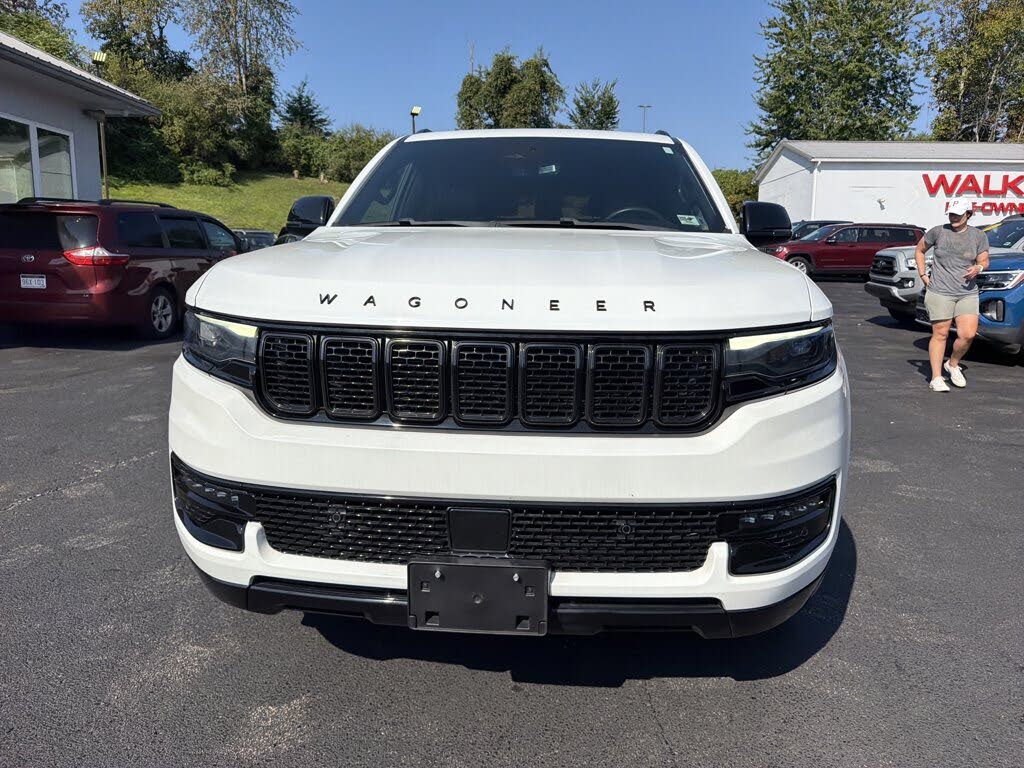 2023 Jeep Wagoneer