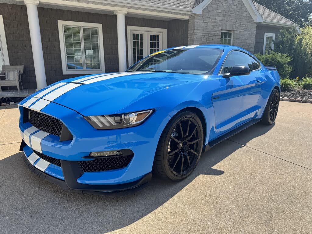 2017 Ford Mustang Shelby GT350 for sale in Pleasant Valley, IA