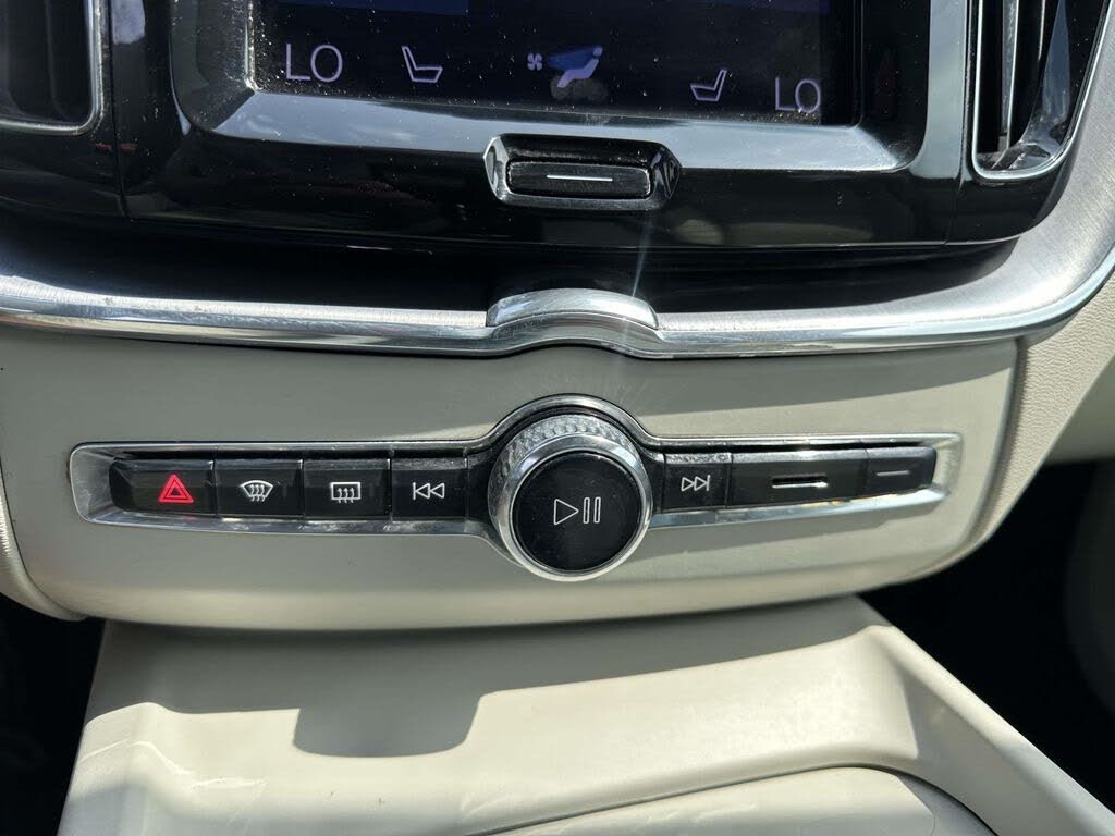2021 Volvo XC60