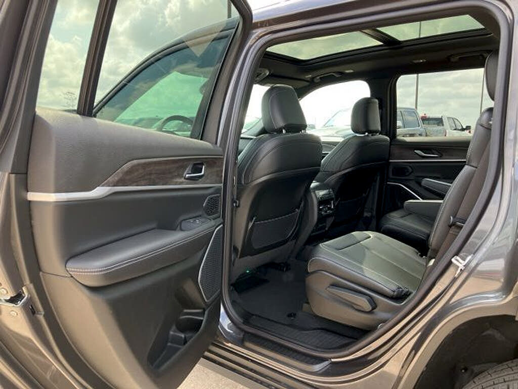 2026 Jeep Grand Cherokee L