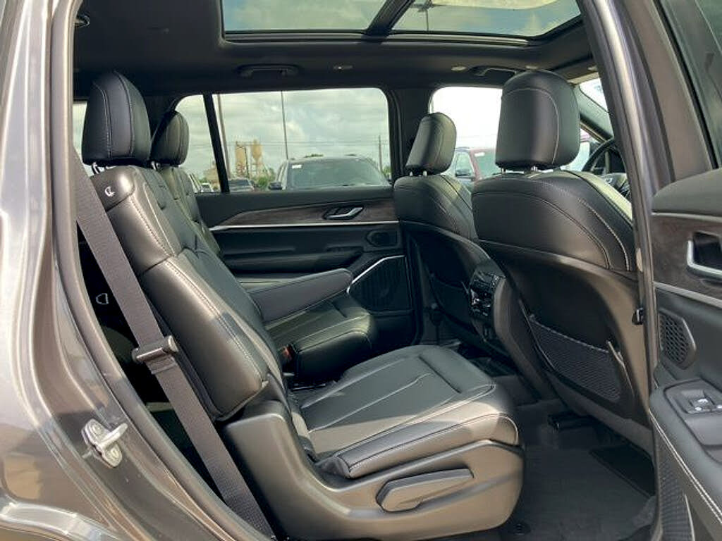 2026 Jeep Grand Cherokee L
