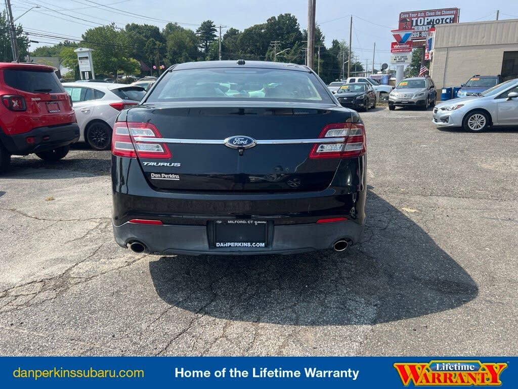2015 Ford Taurus