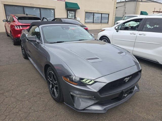 2022 Ford Mustang