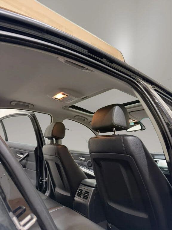 2011 BMW 3 Series