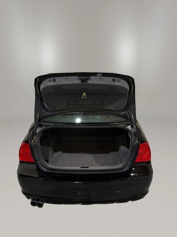 2011 BMW 3 Series
