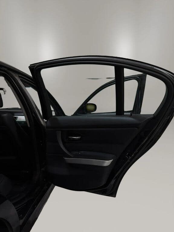 2011 BMW 3 Series