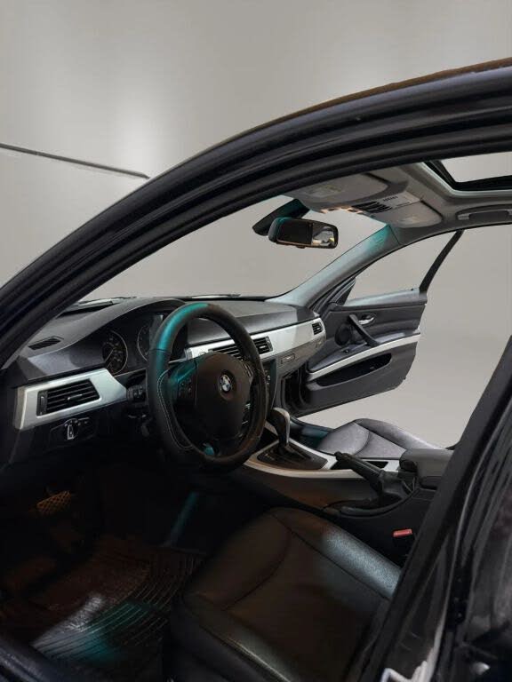 2011 BMW 3 Series