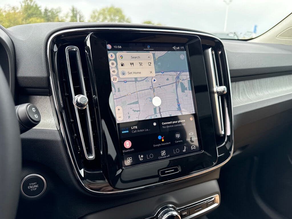 2026 Volvo XC40