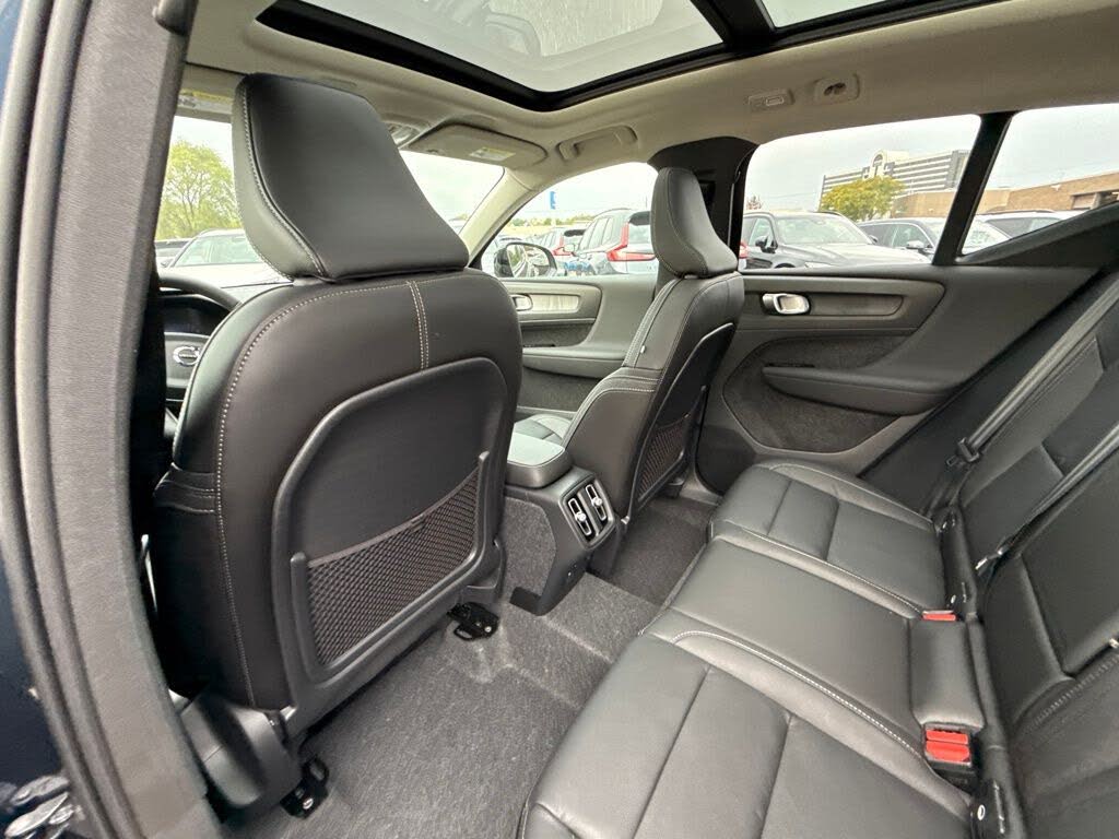 2026 Volvo XC40