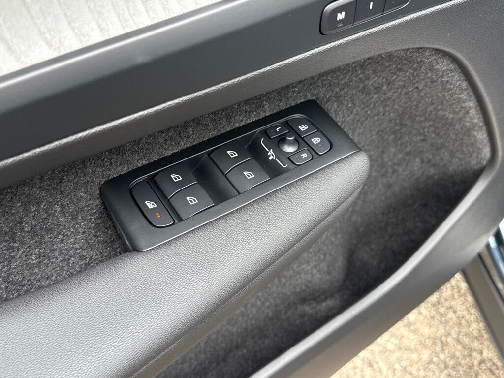 2026 Volvo XC40