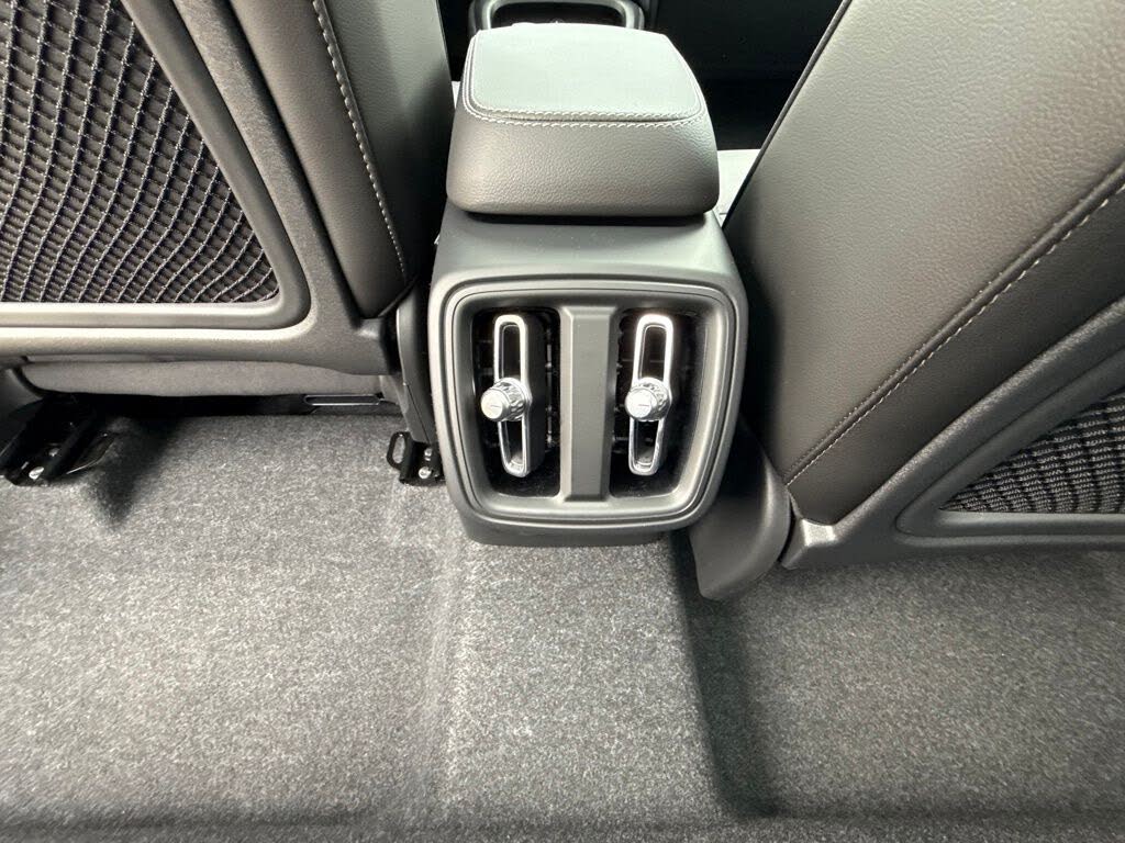 2026 Volvo XC40