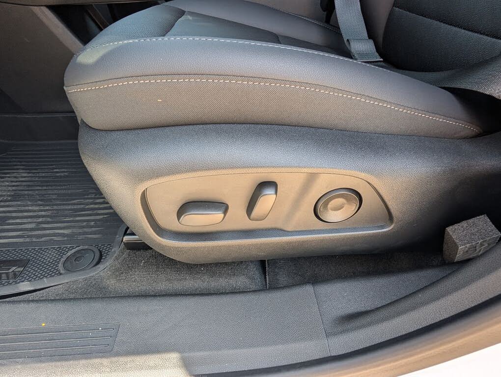 2027 Chevrolet Equinox
