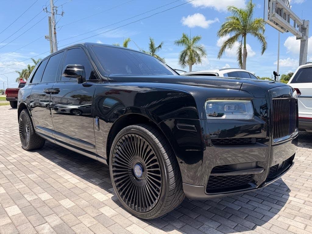 2022 Rolls-Royce Cullinan Base for sale in Miami, FL