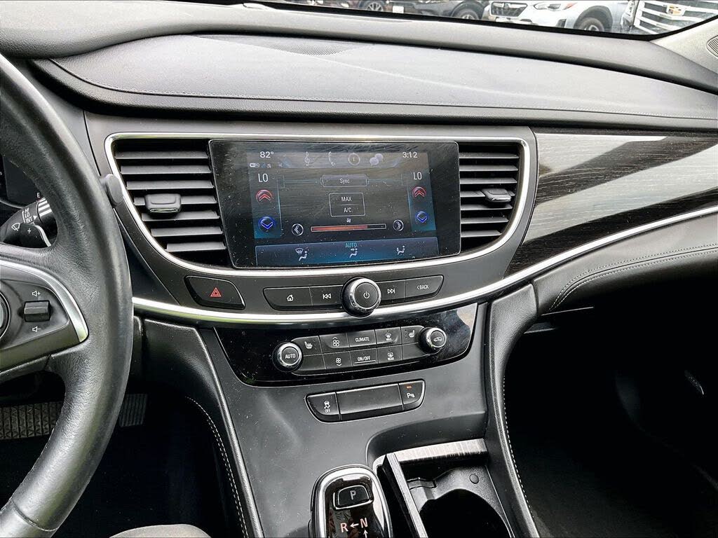2017 Buick LaCrosse